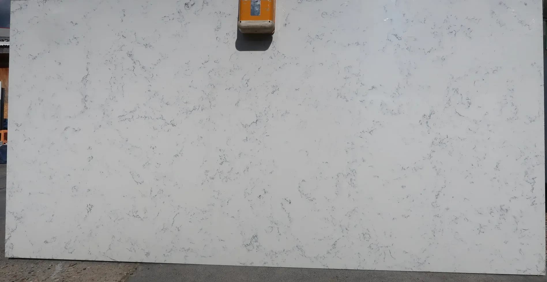 iStone Carrara