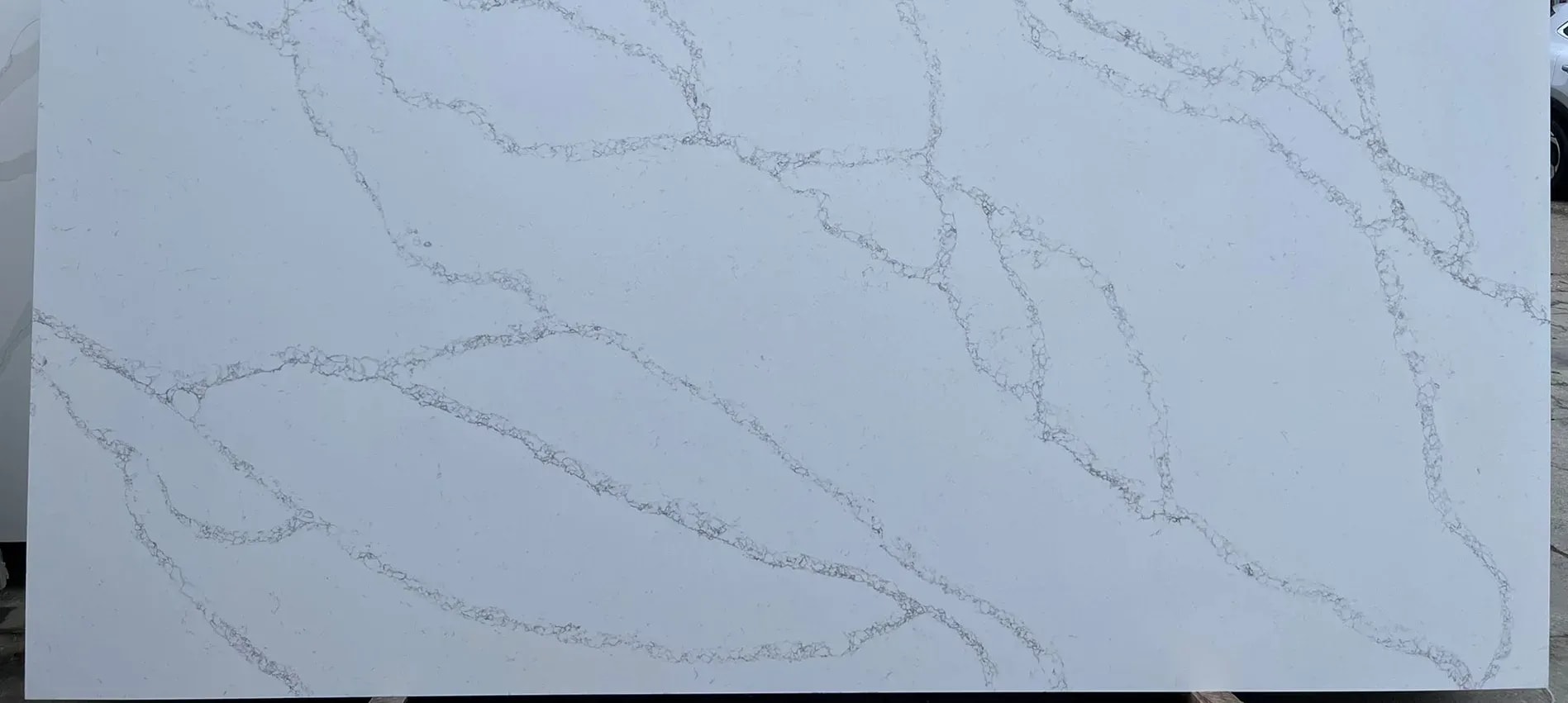 iStone Calacatta Noble